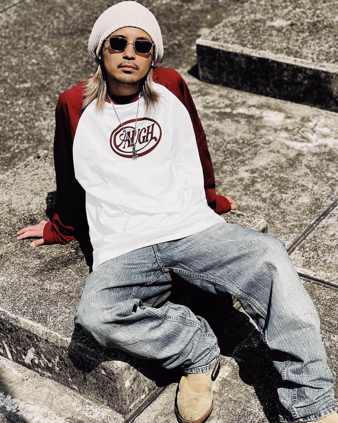 鈴木大二朗のインスタグラム：「4.5 WED 21:00 RELEASE ◼︎Raglan Sleeve Logo T-shirts  新作でるよん🫨🔥」