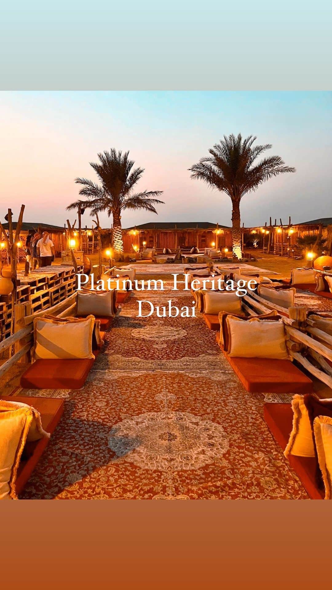 のインスタグラム：「📍Platinum Heritage Dubai🐫🌴🌌  ドバイで最もラグジュアリーな砂漠ツアー🏜  今度は夏に行ってみたい✨  ・ ・ ・ #ドバイ旅行 #ドバイ #旅行 #砂漠 #platinumheritage #砂漠ツアー #ラクダ」