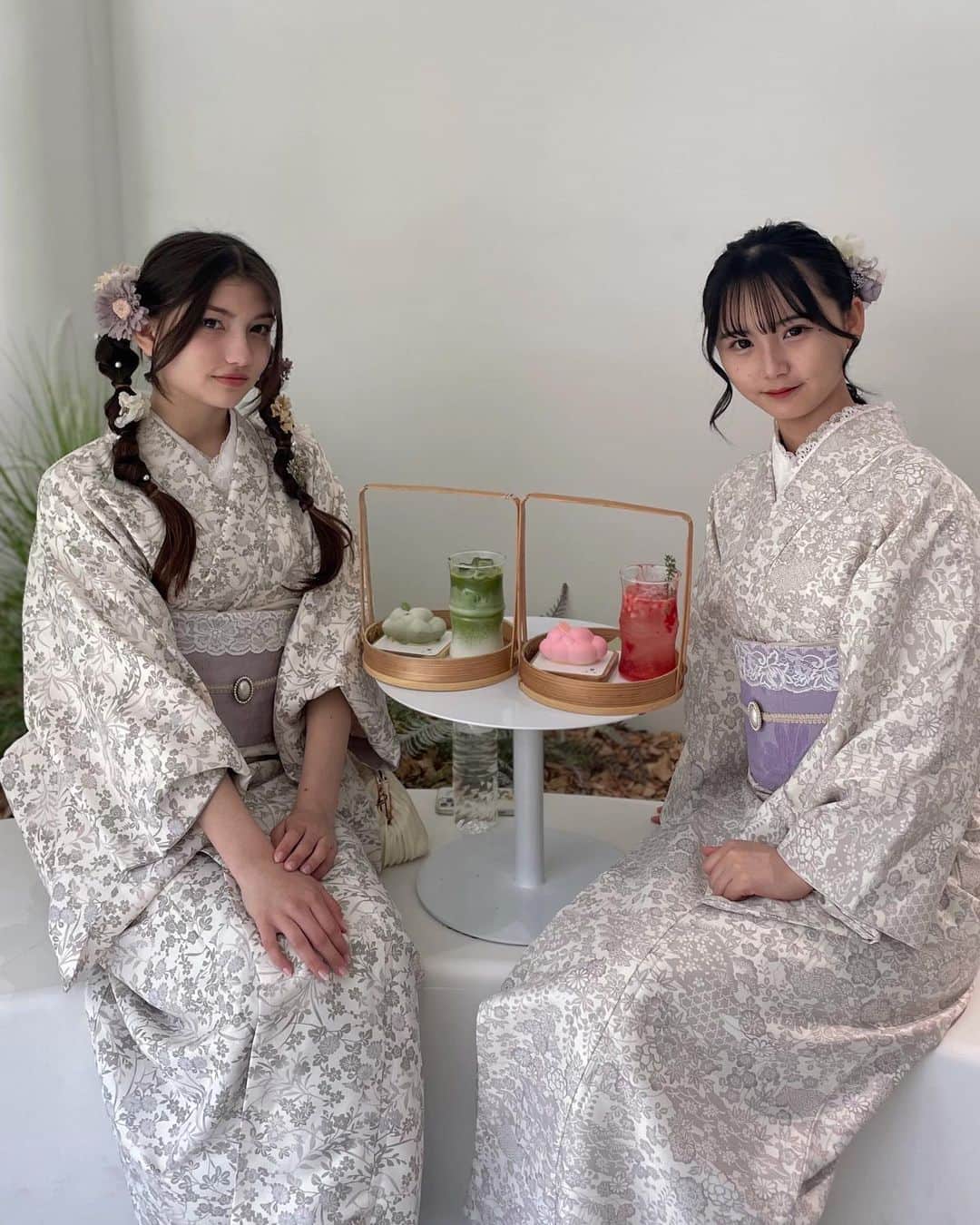 りりあさんのインスタグラム写真 - (りりあInstagram)「雲の茶カフェ☁️🍵 ムースがふわふわで美味しかった❤︎  #雲の茶カフェ #嵐山カフェ #着物で京都散策 #kumonocha #arashiyamaa #kyoto #kimonogirl #おそろいコーデ」4月5日 17時51分 - lilliakarina