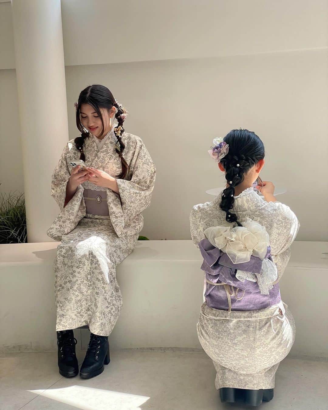 りりあさんのインスタグラム写真 - (りりあInstagram)「雲の茶カフェ☁️🍵 ムースがふわふわで美味しかった❤︎  #雲の茶カフェ #嵐山カフェ #着物で京都散策 #kumonocha #arashiyamaa #kyoto #kimonogirl #おそろいコーデ」4月5日 17時51分 - lilliakarina
