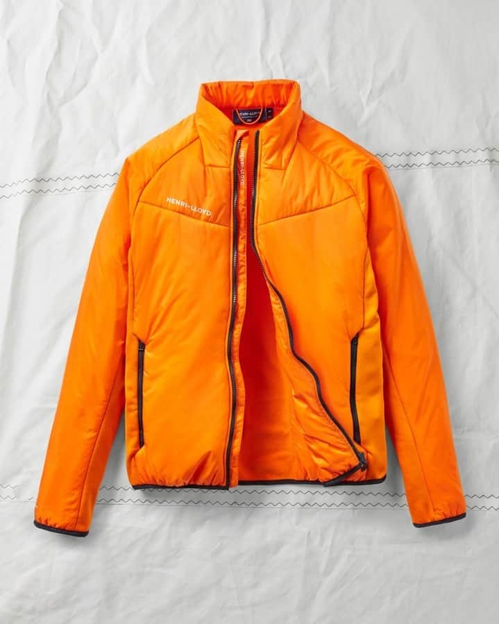 ヘンリロイドのインスタグラム：「Outstanding Mid-Layer Performance, Made Responsibly.  ENGINEERED through advanced body mapping for exceptional warming performance, our new SMART-THERM mid-layer is incredibly lightweight and embodies our RESPONSIBLE PERFORMANCE PROMISE.  Find out more at the link in bio 🔗」