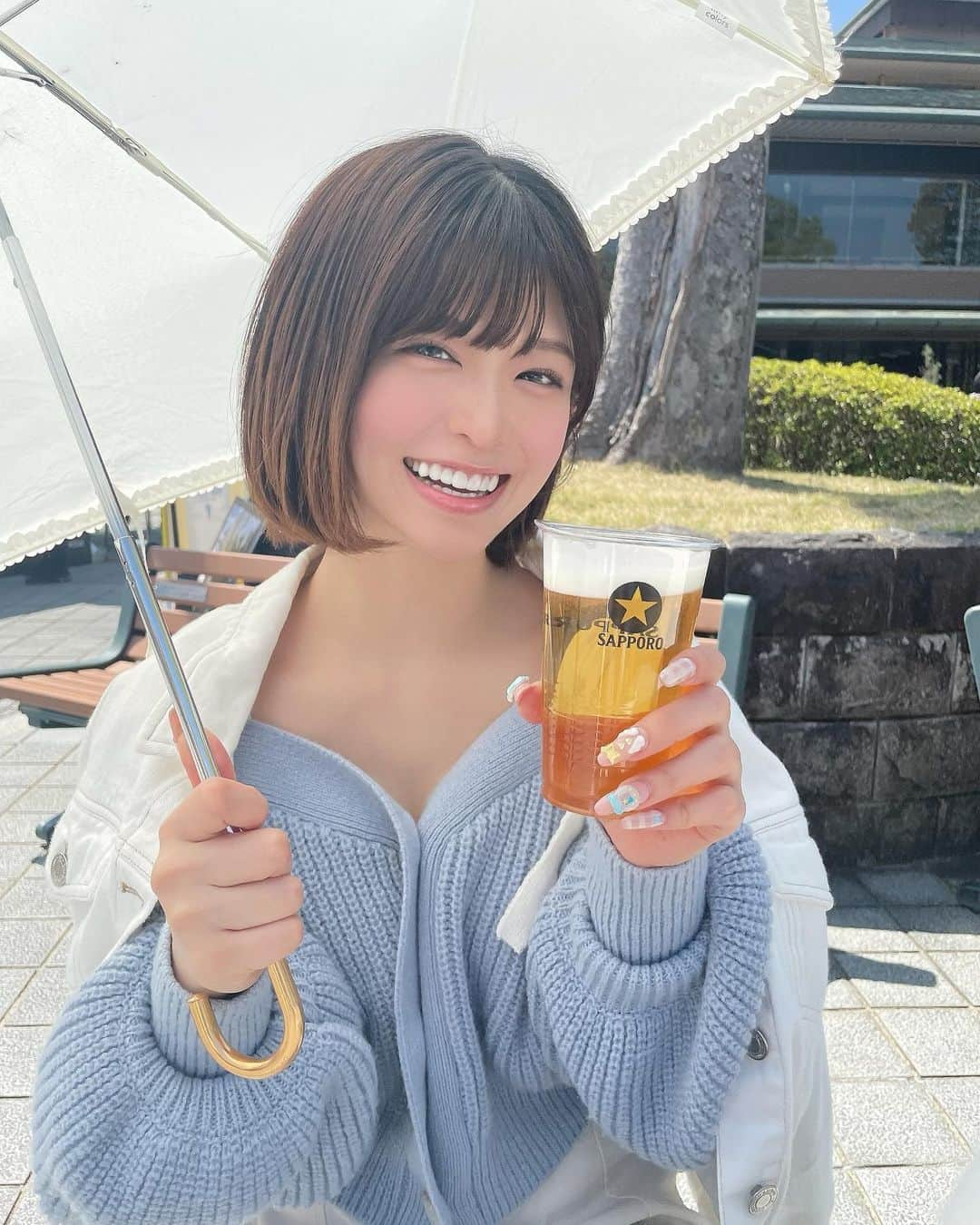 岡田美紅さんのインスタグラム写真 - (岡田美紅Instagram)「🥳🍻  #京都 #グルメ #フードフェス #お花見 #花見 #お出かけ #桜 #桜祭り #屋台 #ピクニック #4月 #春 #彼女感 #関西 #関西デート #お酒 #ビール #ランチ」4月5日 18時16分 - miipopo_39