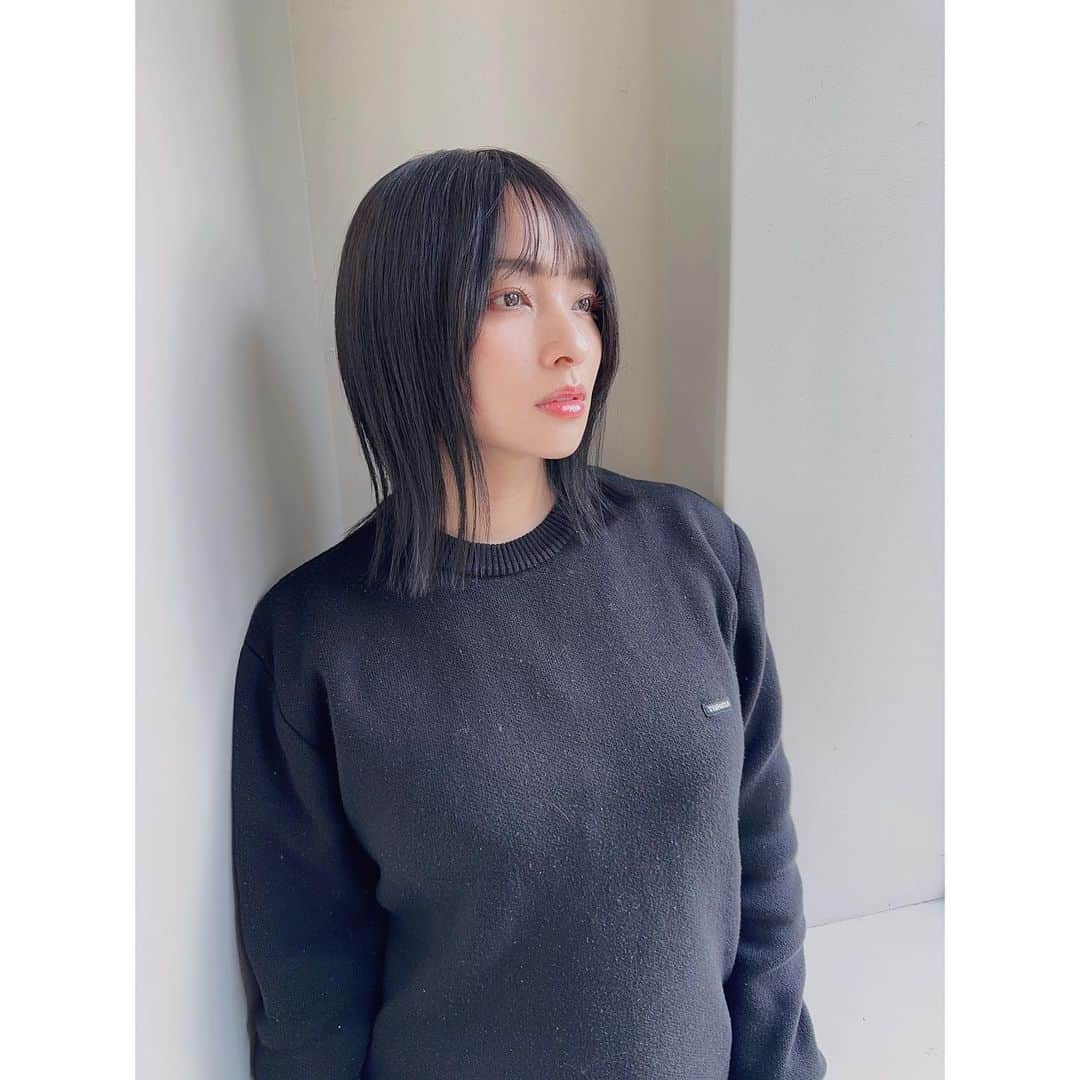 水崎綾女さんのインスタグラム写真 - (水崎綾女Instagram)「New hair 💇‍♀️✂️💈  久しぶりに前髪作ったよ☺︎☺︎☺︎ @meg_kodama たん ありがとう♡♡♡  #hair #new #newhair #haircolor  #haircolorist #hairtreatment  #cu #haircut #✂️ #💇‍♀️」4月5日 18時16分 - misakiayame