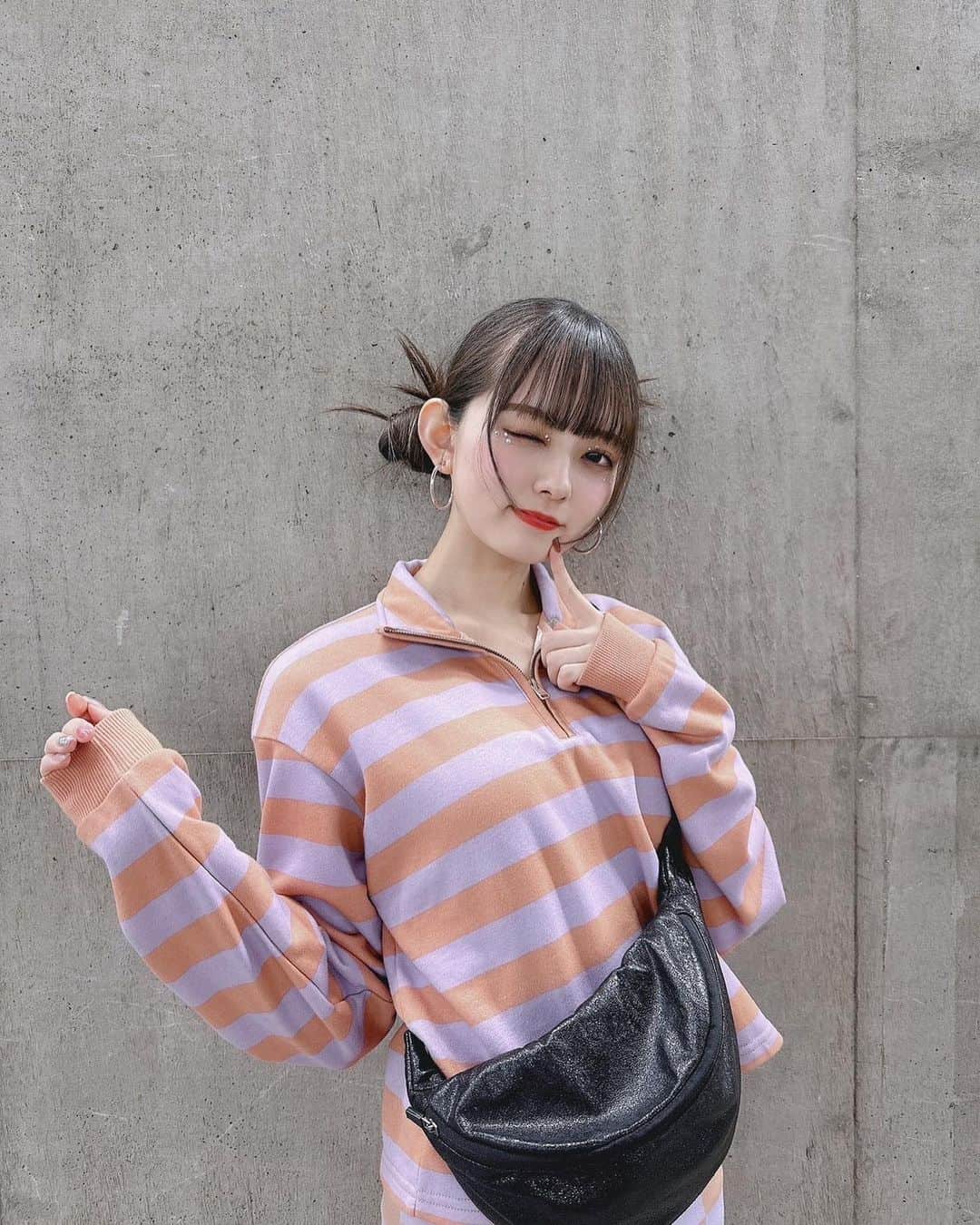 水野舞菜さんのインスタグラム写真 - (水野舞菜Instagram)「シンデレラフェスありがとうございました💍  ROXYさんステージ🫧 ランウェイ歩けるのとっても嬉しいです…🥹」4月5日 18時35分 - mana_chos