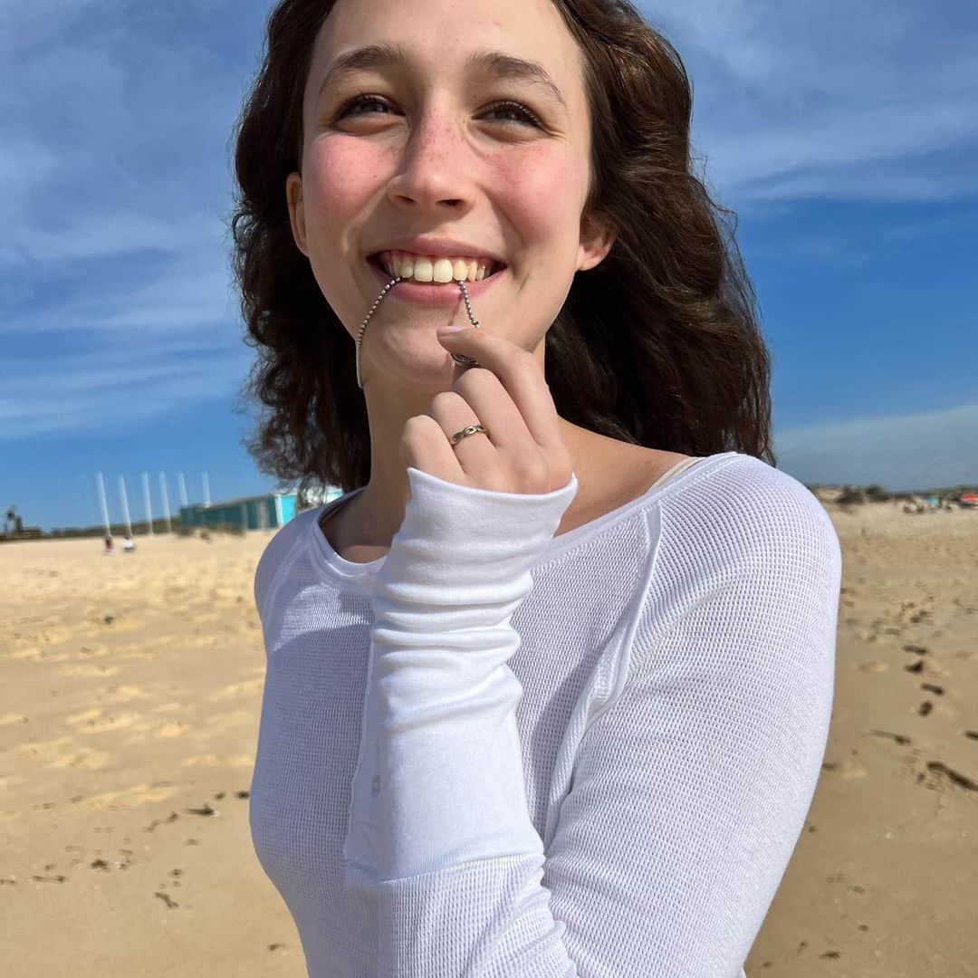 ナイジェル・バーカーのインスタグラム：「Last picture says it all… 🤣 #springbreak with my lovelies @chintwins @jasmineinesbarker in Comporta Portugal #swipeleft #goobers #family #beachlife」
