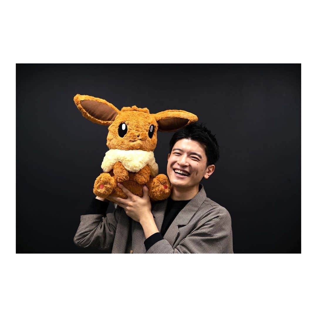 篠原光のインスタグラム：「. ポケモンユナイト甲子園のエントリーが始まりました！ 今年も実況担当します！ 画面の中の一夏の青春☀️  新しいポケモンもどんどん増えて、戦術も変わり、実況としても観戦としても楽しみです😌✨」