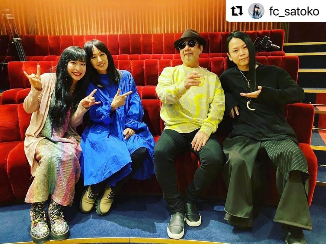 TOKIEさんのインスタグラム写真 - (TOKIEInstagram)「SATOKOちゃんの音もプレイを見るのも好き。 またを楽しみにしてます🙌 ノヴさんに教えてもらったスパイスは早速ゲットしたいと思ってます笑 足を運んでくださった皆さま、ありがとうございました！🙏  #Repost @fc_satoko with @use.repost ・・・ #novplan #baroom #南青山 昨日は本当に楽しかった〜♡それにしてもすごいライブだ！来た人にしかわからないチョーエキサイティングなライブ。 ノヴさんにお料理のレシピ色々教えてもらっちゃった♡」4月5日 18時39分 - tokieofficial1