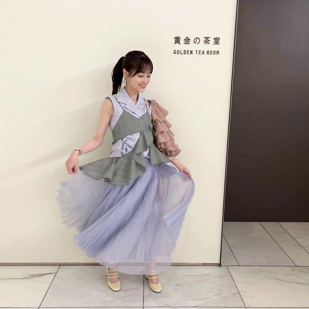 山下美月さんのインスタグラム写真 - (山下美月Instagram)「「人は夢を二度見る」  オリコンランキング1位 ありがとうございます☺︎︎︎︎」4月5日 19時02分 - mizuki.yamashita.official