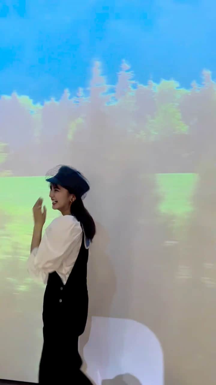 のインスタグラム：「楽しそうな私( › ·̮ ‹ )」