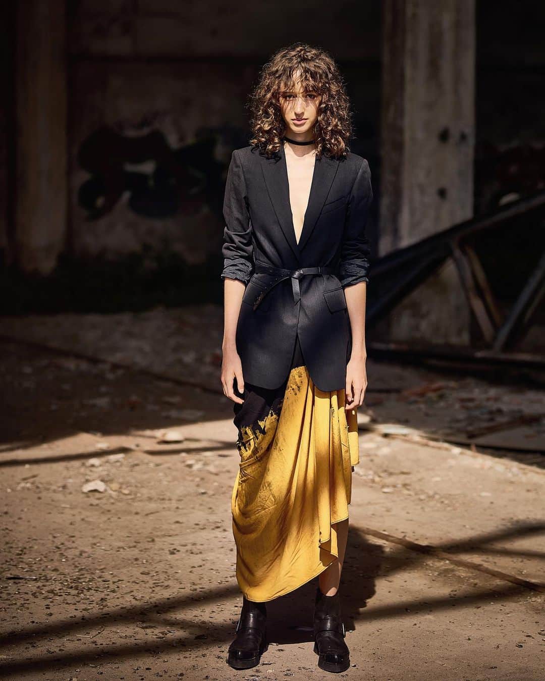 イザベルベネナートのインスタグラム：「Isabel Benenato SS//23 LOVE FOREVER  #light」