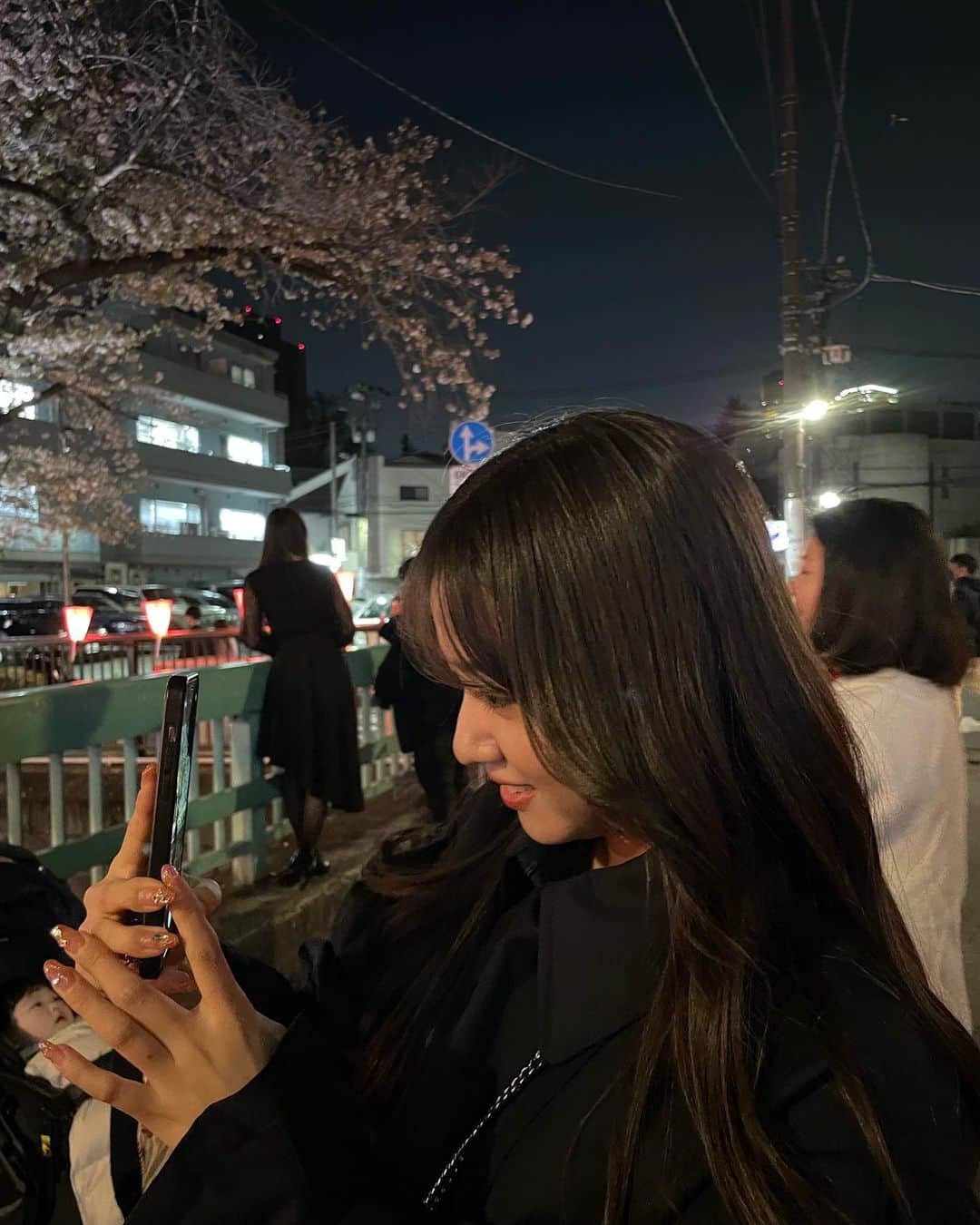 中嶋桃花のインスタグラム：「桜を見た日は @nakameguro_menude で夜ご飯を食べました🤤✨  全部の料理絶品だったよ🥹  わたしのお気に入りはエビマヨ🍤  最高に楽しい夜だった🥂  #東京グルメ #中目黒グルメ #中目黒ビストロ #中目黒ディナー #東京旅行」