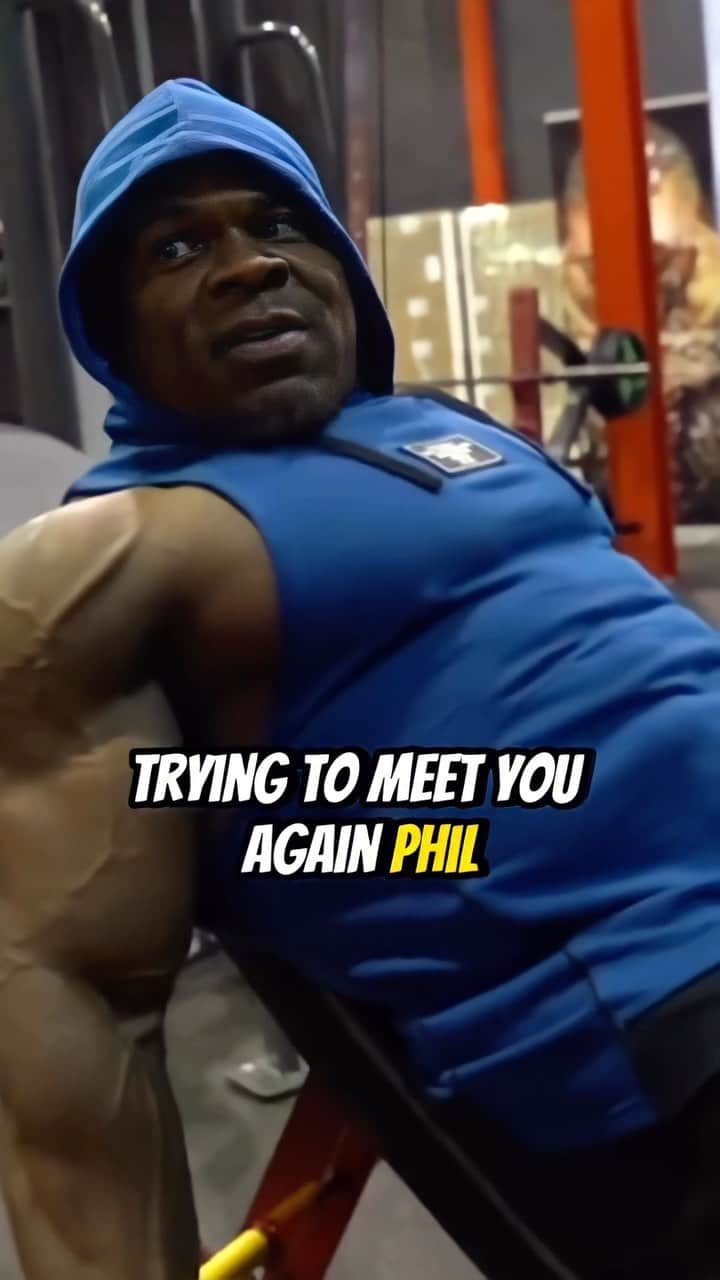カイ・グリーンのインスタグラム：「Tag Your Training Partner💪🏾 When it comes down to building your best physique to date, don’t sit around waiting for the moment or circumstances to happen! Instead, take action by putting in the work every day to earn what you want from this world. Whether it’s a new job, a change in scenery, or 20+ inch arms you desire, make sure you own it fully by working hard every step of the way. Power through every workout with relentless force with the help from @redcon1  #KaiGreene #Redcon1」