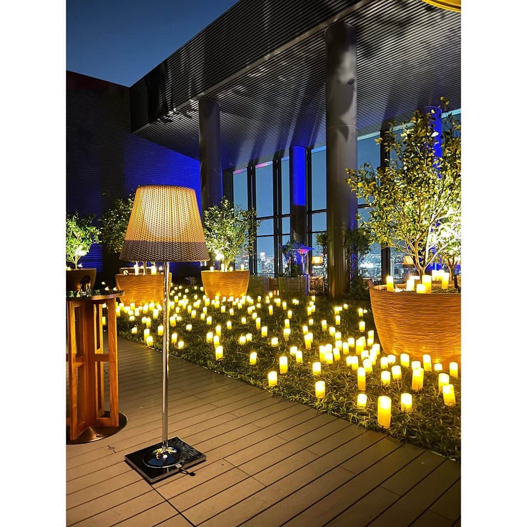 のインスタグラム：「全てが美しい✨ @bulgarihotels   Bar は17時からは泊まってなくても入れるようです🥂 早速いきたいスポットリストに🫶東京駅すぐ近くです。 めもめも💕」