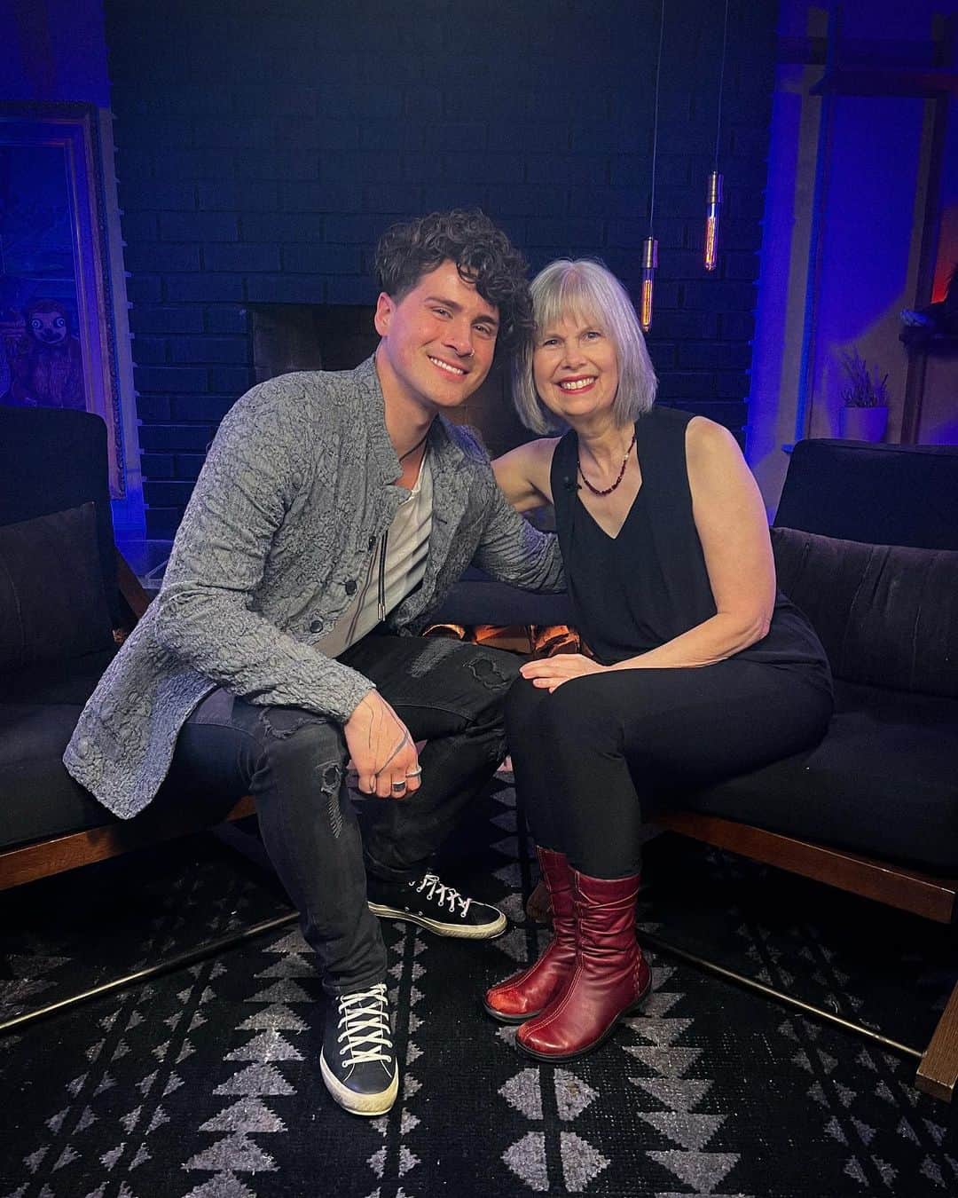 アンソニー・ペディラのインスタグラム：「Mary Knight details horrific memories from her childhood that she uncovered when she was 37… coming friday」