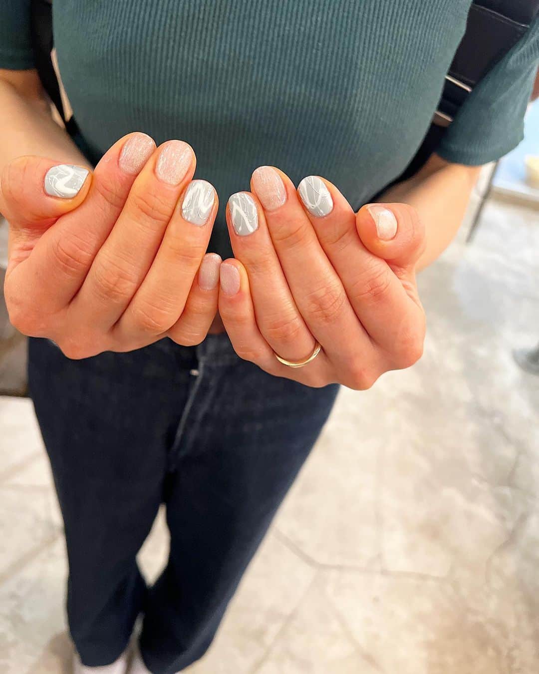 Kana Kobayashiさんのインスタグラム写真 - (Kana KobayashiInstagram)「#nails #design #ネイル #ネイルアート #ネイルデザイン #ニュアンスネイル #日本橋ネイルサロン #東京ネイルサロン」4月5日 22時34分 - anela_kana