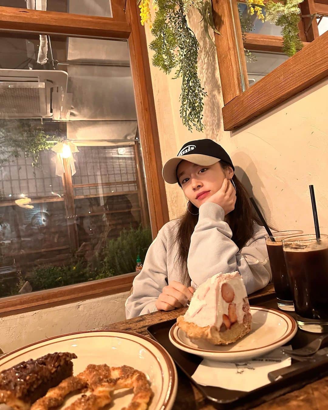 ジヨン さんのインスタグラム写真 - (ジヨン Instagram)「🥨」4月5日 22時50分 - jiyeon2__