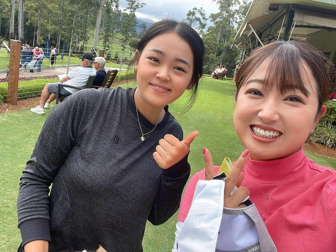 高木優奈さんのインスタグラム写真 - (高木優奈Instagram)「The best friends 😚 Nice to meet you 🫶🏻 I love Australia 🇦🇺  Thank you so much 😌  愉快で最高なプレイヤーたち⛳️ 私たちのトラブルを助けてくれたり ゆっくり英語で話しかけてくれたり… これだけ助けてもらったり優しくしてもらって 私も今以上に人に優しくしようと思いました☺️  #Australia #WPGA #髙木優奈 #YunaTakagi #ヤオマサ #濱田精麦 #ZOY #YAMAHA」4月5日 22時51分 - yun.g__156cm