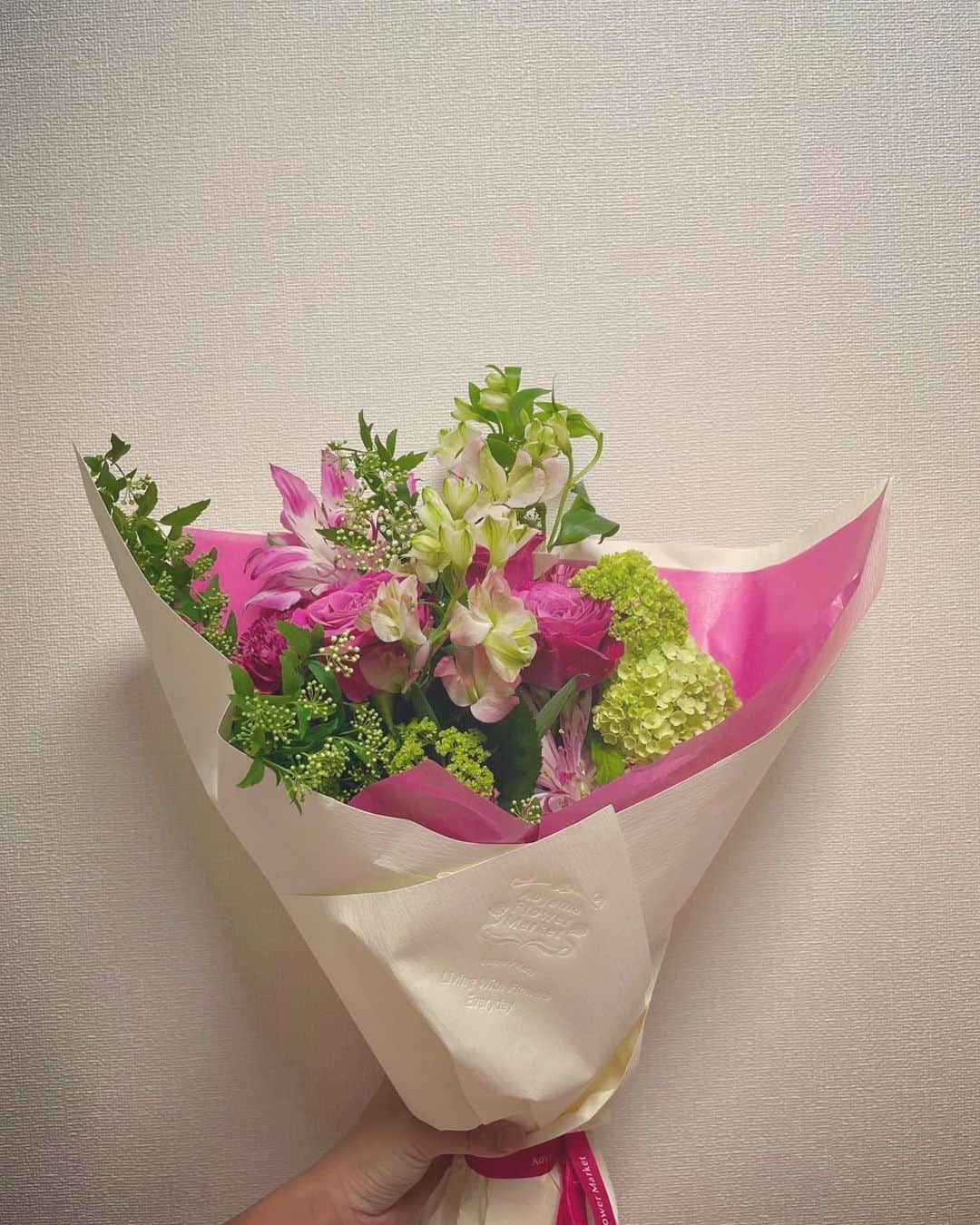 のインスタグラム：「💐」