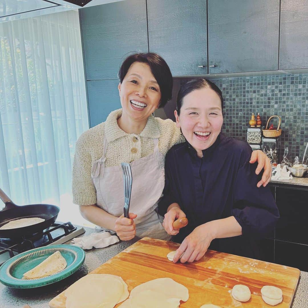 渡辺有子さんのインスタグラム写真 - (渡辺有子Instagram)「粉物料理の奥深さに、 ウーさんの美しさに、 魅せられた夢のような時間でした。  美味しすぎて、満腹。 そして今すぐにもまた食べたい☺️」4月5日 23時02分 - yukowatanabe520