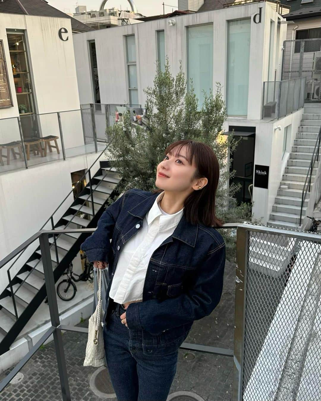 齊藤英里さんのインスタグラム写真 - (齊藤英里Instagram)「春って感じで好き〜👖🩵」4月5日 23時14分 - erisaito.official