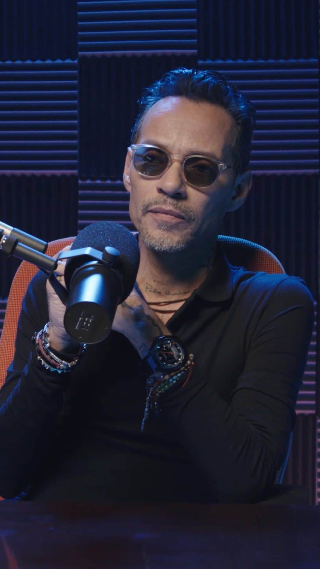 ブローバのインスタグラム：「For Those Who Know: The power of collective experience drives true collaboration.   @marcanthony on our Bulova x Marc Anthony collection.  #Bulova #BoldatHeart」