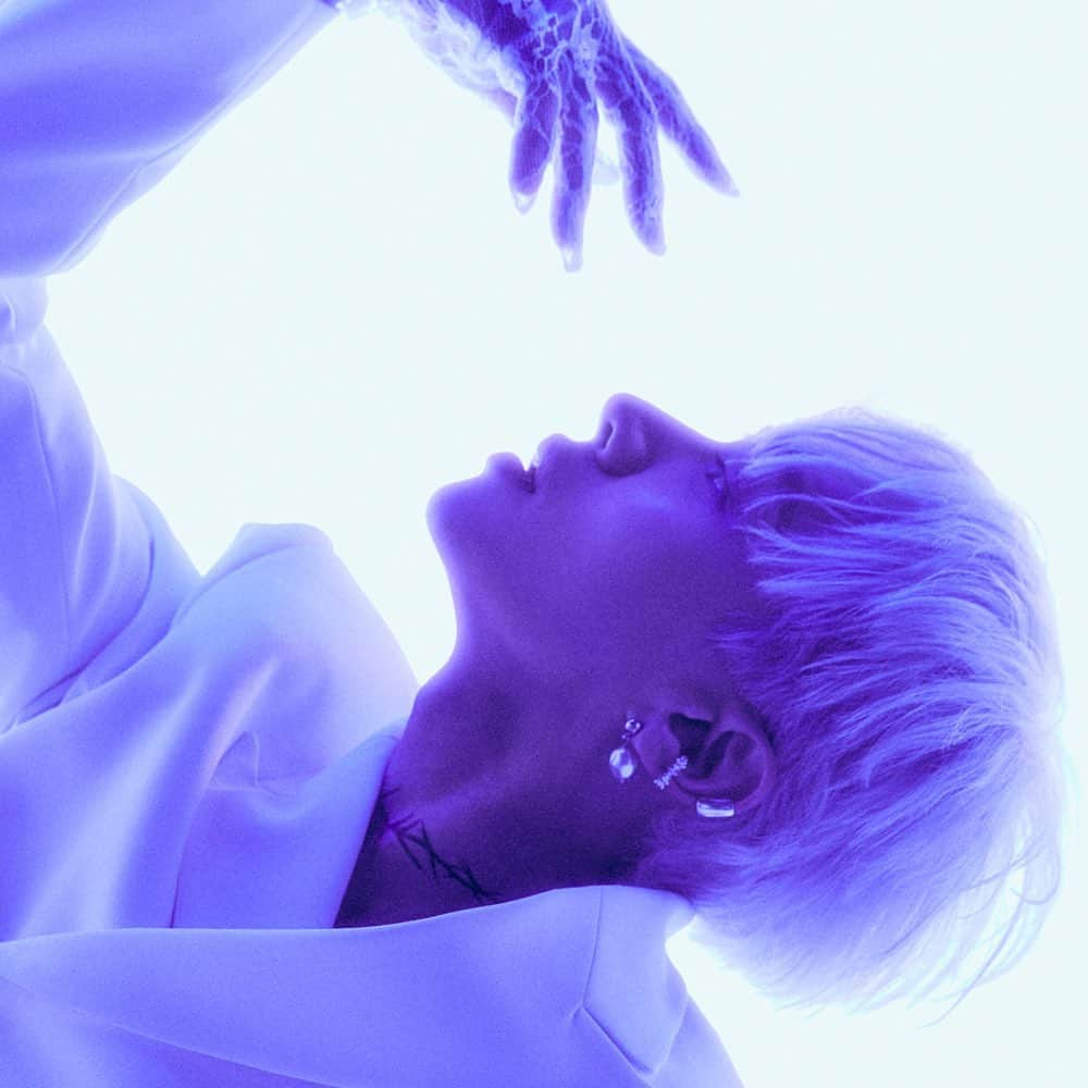 HIGHLIGHTさんのインスタグラム写真 - (HIGHLIGHTInstagram)「LEE GI KWANG THE 1st FULL ALBUM [PREDATOR] CONCEPT PHOTO 1. SILENT Ver. 2023. 04. 17. 18:00  🔺 aroundusent.com  #하이라이트 #HIGHLIGHT #이기광 #LEEGIKWANG #PREDATOR #프레데터」4月6日 0時04分 - ent_aroundus