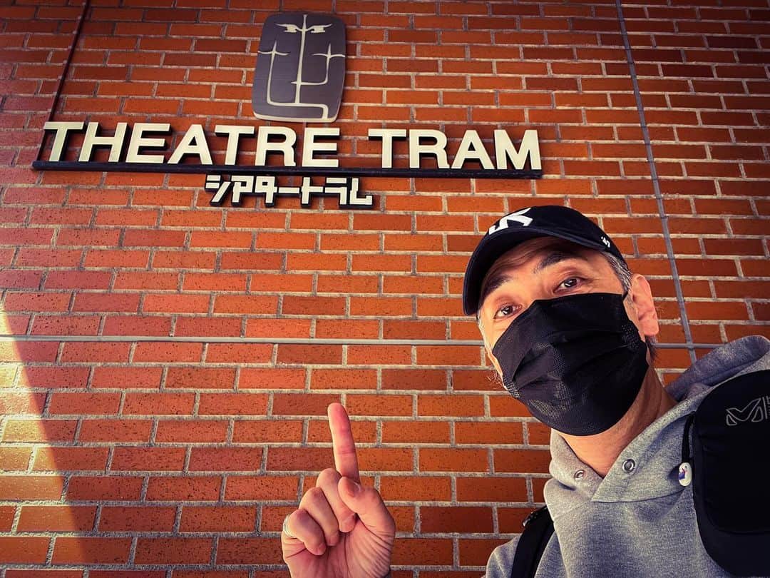 堀部圭亮のインスタグラム：「#舞台 #ブレイキングザコード 今公演最初の昼夜2公演＋アフタートーク。本番の緊張感から、もう本当に真逆の和やかな時間。温かなお客様と一緒に、楽しいひと時を過ごさせて頂きました♪ 本日ご来場頂きました皆様、ありがとうございました！ 明日はマチネ、13時開演(開場は45分前)です。 ご来場予定の皆様、劇場の〝奈落〟にてお待ちしております♪」