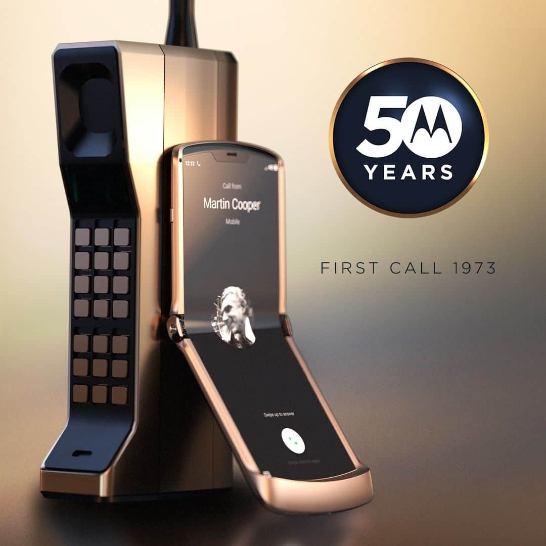 モトローラさんのインスタグラム写真 - (モトローラInstagram)「50 years ago, Martin Cooper helped us make history with the first cell phone call 📞  Whether you had the first DynaTAC, the iconic razr, or the newest motorola edge, comment below with your Moto memories and help celebrate our #GoldenAnniversary 💛 #MotoGoldenWeek」4月6日 1時21分 - motorolaus