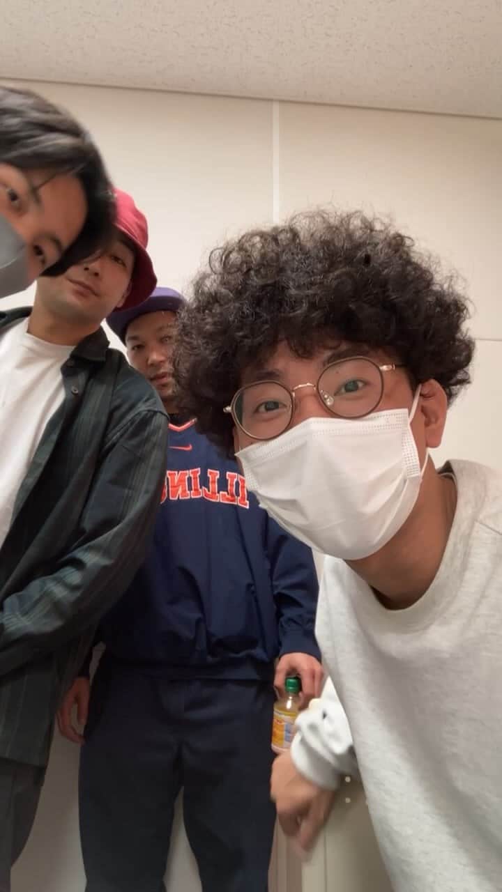のインスタグラム：「パーマお披露目告知してたら全員集合したよ！！」