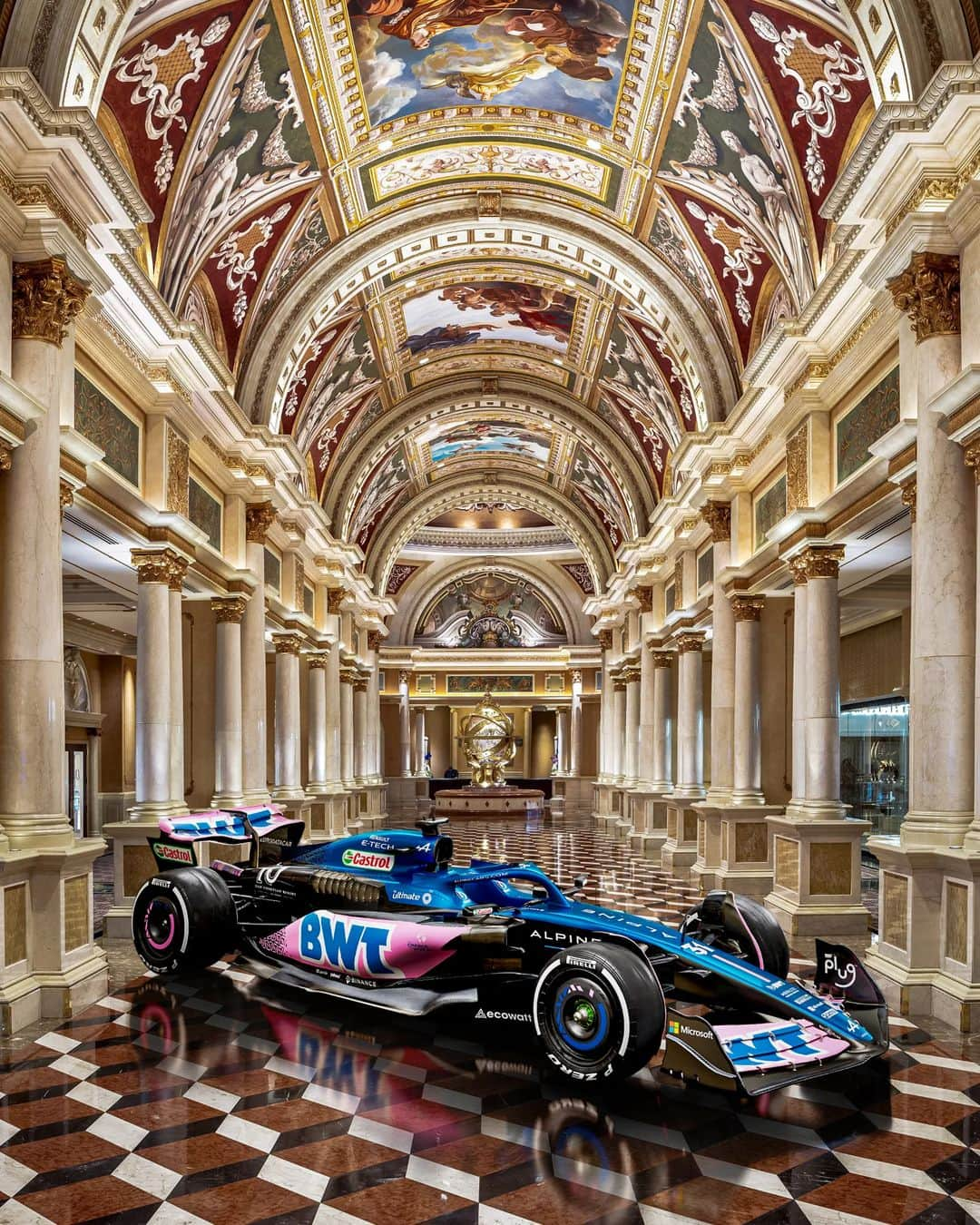 The Venetian Las Vegasのインスタグラム：「The Venetian Resort Las Vegas 🤝 BWT Alpine F1 Team  We are pleased to announce our partnership with @venetianvegas, to bring once-in-a-lifetime-experiences to guests.   Click the link in our bio to read more  #VenetianVegas #Alpine #F1」