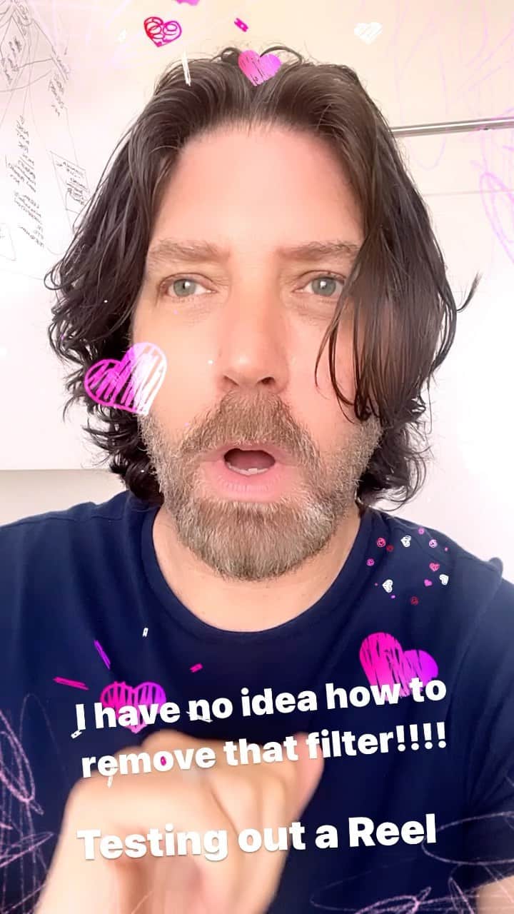 のインスタグラム：「I can’t remove the filter!!!!」
