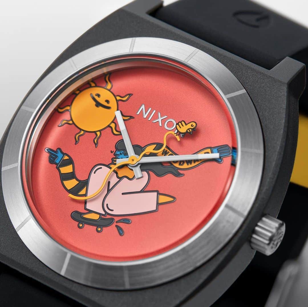 ニクソンさんのインスタグラム写真 - (ニクソンInstagram)「Hannah Eddy found a proper canvas for her artistic expression.   Reducing waste from the environment, the case of the #Nixon Time Teller OPP is made with Other People’s Plastic. Plus, the upgraded performance band with quick-release is up for adventure.   Hit the link in our bio to view the entire @hannaheddyart collection.」4月6日 2時12分 - nixon