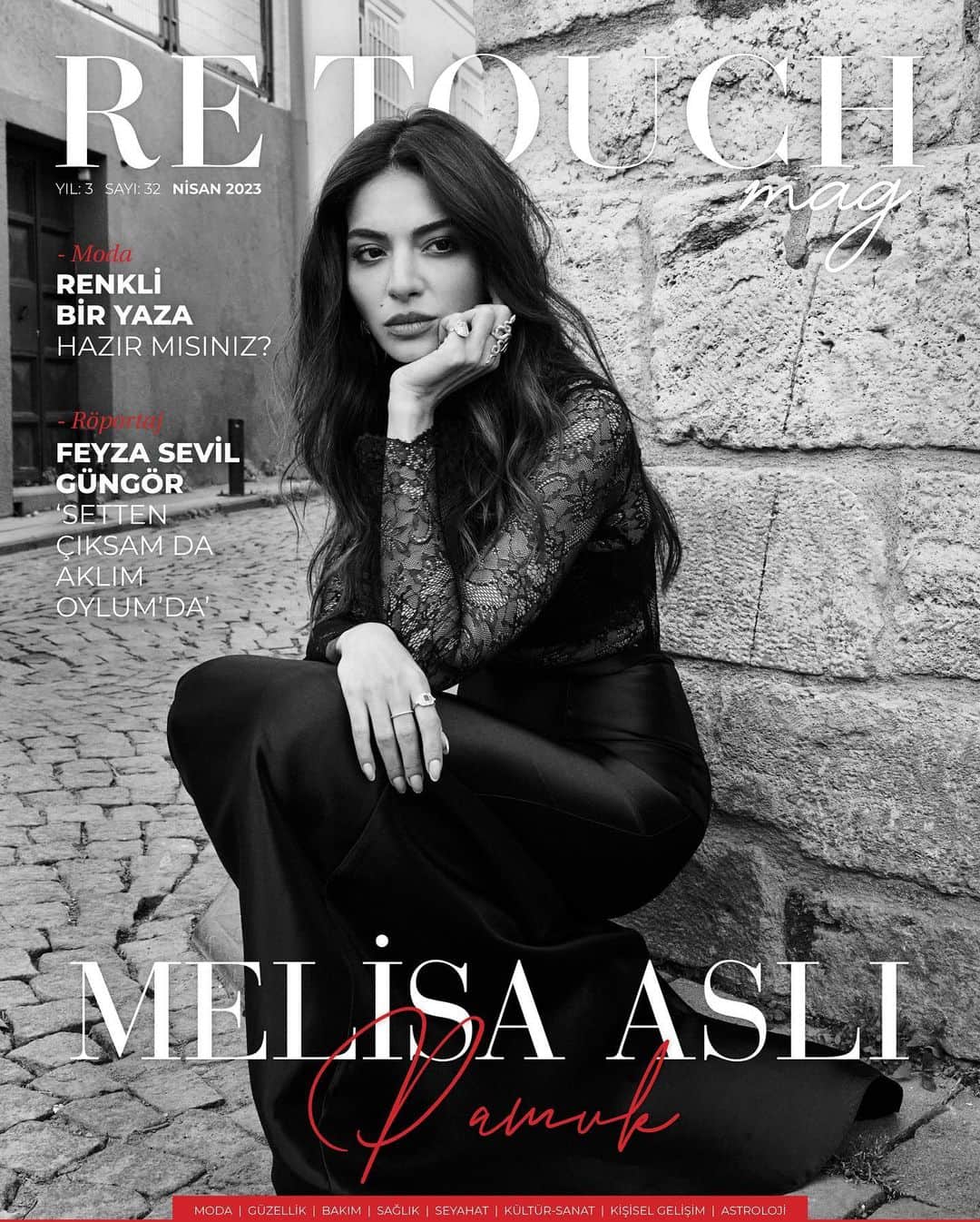 Melisa Aslı Pamukのインスタグラム：「Retouch April ‘23  @retouchmagist   Genel Yayın Yönetmeni @haleceylanbarlas  Fotoğraflar @larasayilganofficial  Röportaj @mukokaya  Styling @cestlavie.istanbul  Video @yusaebrar  Saç @sinanhairstylist  Makyaj @ezgihalilbeyoglu  Fotoğrafçı asistanı @salhylmz  Styling asistanı @zeyneppbaba  @nevacolor  @cemtatlitugmanagement @bariszdmr」