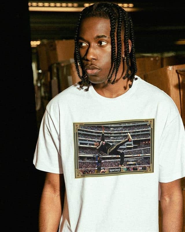 Crooks & Castlesのインスタグラム：「The limited-edition Elbow Drop Tee is available online NOW // A Legendary WrestleMania 2023 Moment ⁠ ⁠ ⁠ #streetwear #snoopdogg #wrestlemania」