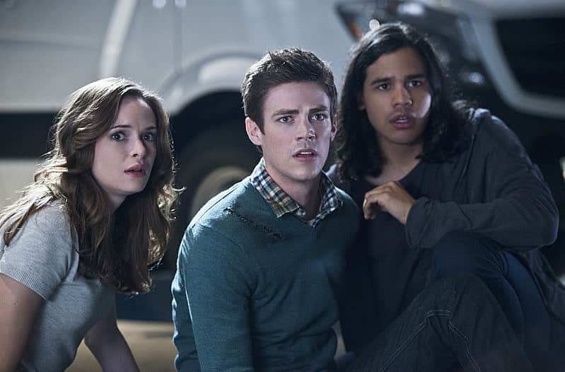 ダニエル・パナベイカーのインスタグラム：「I know it’s scary but don’t forget, after tonight Flash goes on break until April 26th! See you then! @cwtheflash @grantgust #CarlosValdes #Throwback」