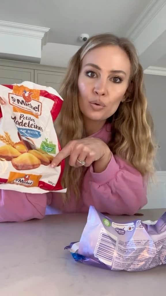 Anna Sacconeのインスタグラム：「What I eat in a day! 💖🍫☕️ #whatieat #whatieatinadayrealistic #whatieatinaday #whatiatetoday #eatingdisorderrecovery #recoveryispossible #mumof4 #momof4 #mumlife #momlife #4kidsmama #sacconejolys」