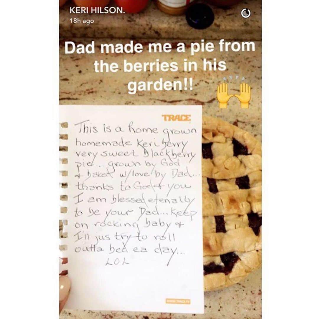 ケリー・ヒルソンさんのインスタグラム写真 - (ケリー・ヒルソンInstagram)「Dad turned 75 yesterday! 🕊️ I couldn’t “go there” while filming. But I would give anything to hug him, hear him laugh at his own jokes, or pretend his pie was as good as it looked because he baked it just for me from the blackberries he grew in his garden. 🥧☺️ (4th slide). Love you always, “Green-eyed Bandit.” Wish we had more time. Happy Birthday!!! 4/4 🎈」4月6日 4時28分 - kerihilson