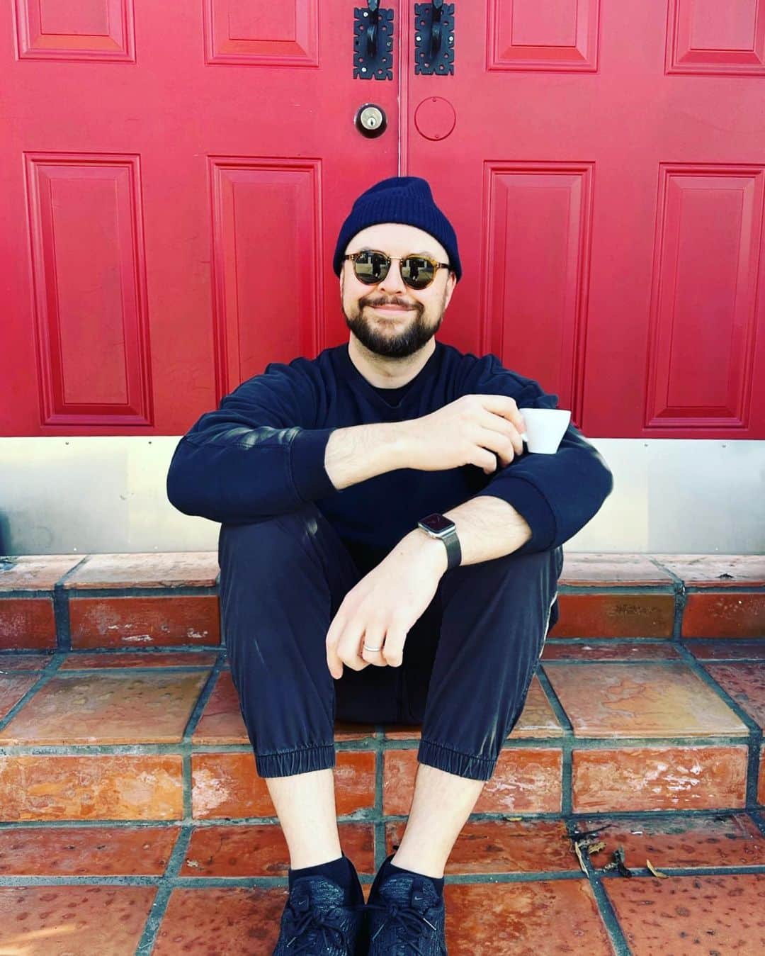 ジ・アストン・シャッフルのインスタグラム：「What a week - my coffee machine is fixed & Too Close is out! Huge thanks to everyone that’s supported & messaged about the track! Feels good to have the club crema flowing! 😏❤️」
