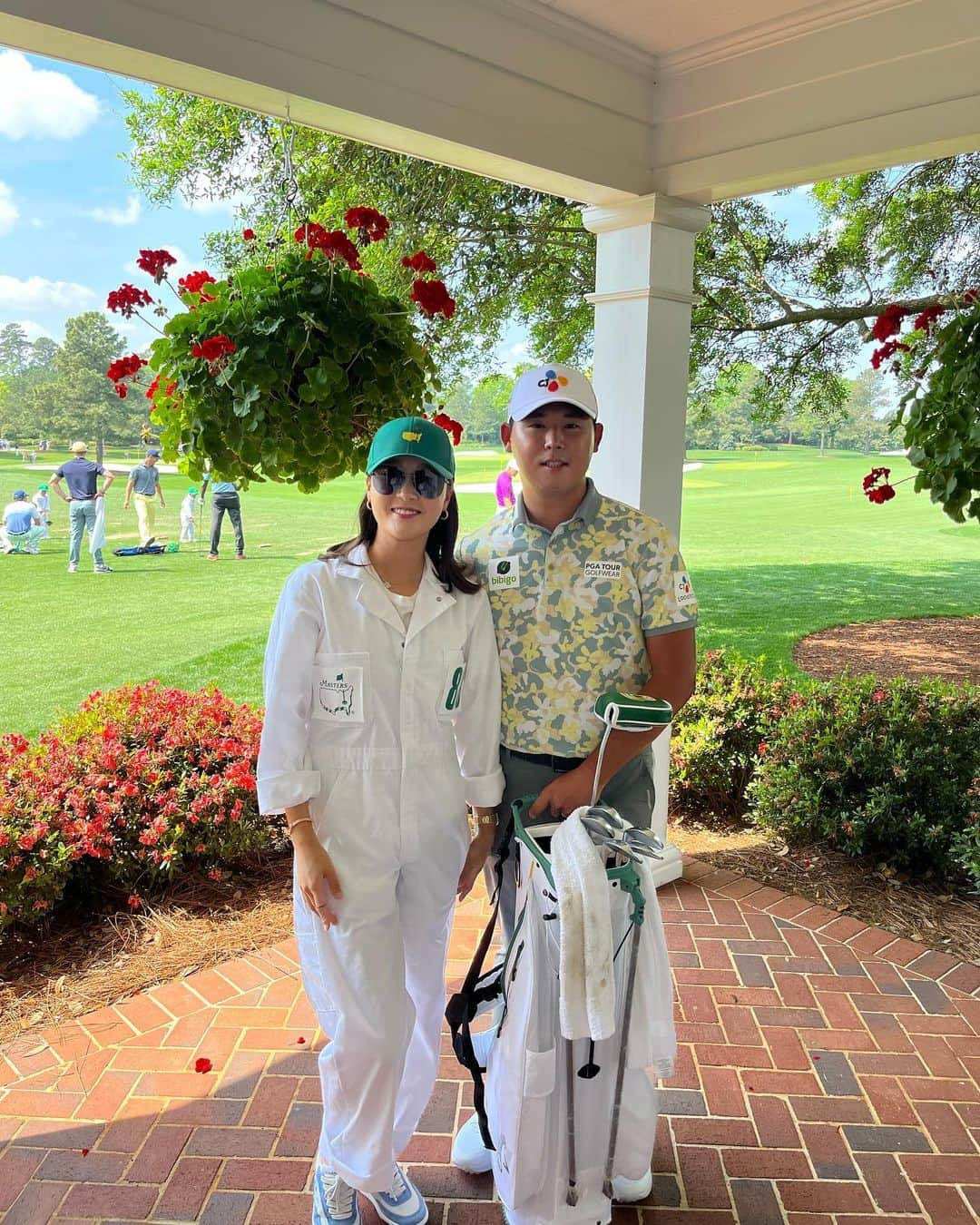 キム・シウのインスタグラム：「Finally she debut @themasters par3 hit it close to 2feet ➡️➡️✔️」