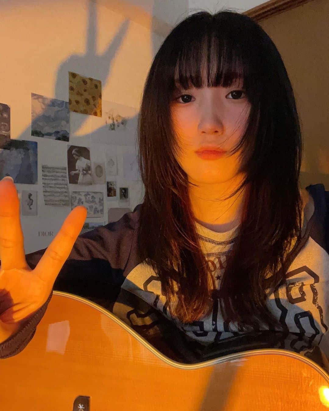 麗奈さんのインスタグラム写真 - (麗奈Instagram)「✌️」4月6日 15時52分 - 0172reina