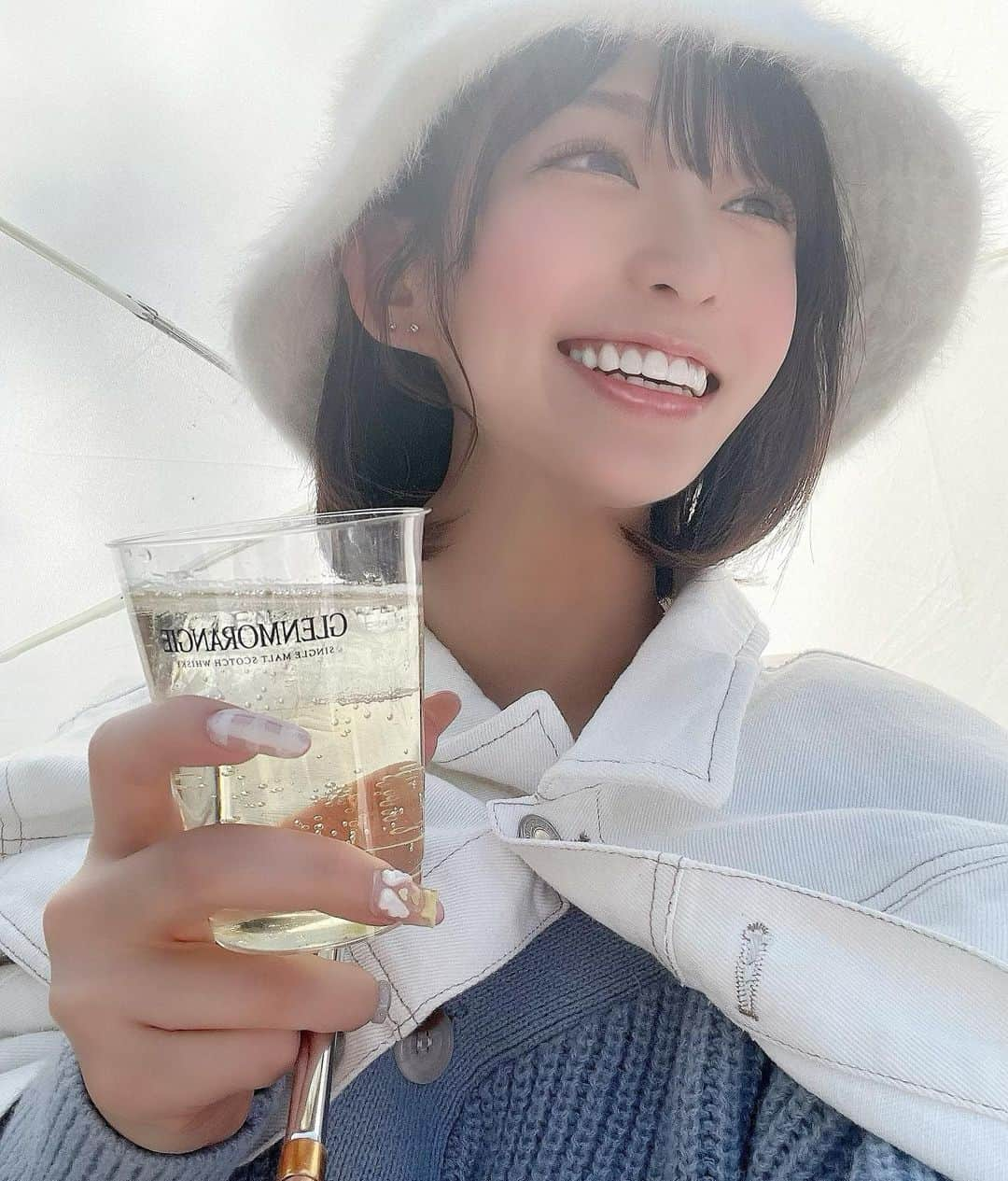 岡田美紅さんのインスタグラム写真 - (岡田美紅Instagram)「🥰🌈✨  #京都 #グルメ #フードフェス #お花見 #花見 #お出かけ #桜 #桜祭り #屋台 #ピクニック #4月 #春 #彼女感 #関西 #関西デート #お酒 #ビール #ランチ #ハイボール #ウイスキー」4月6日 17時00分 - miipopo_39