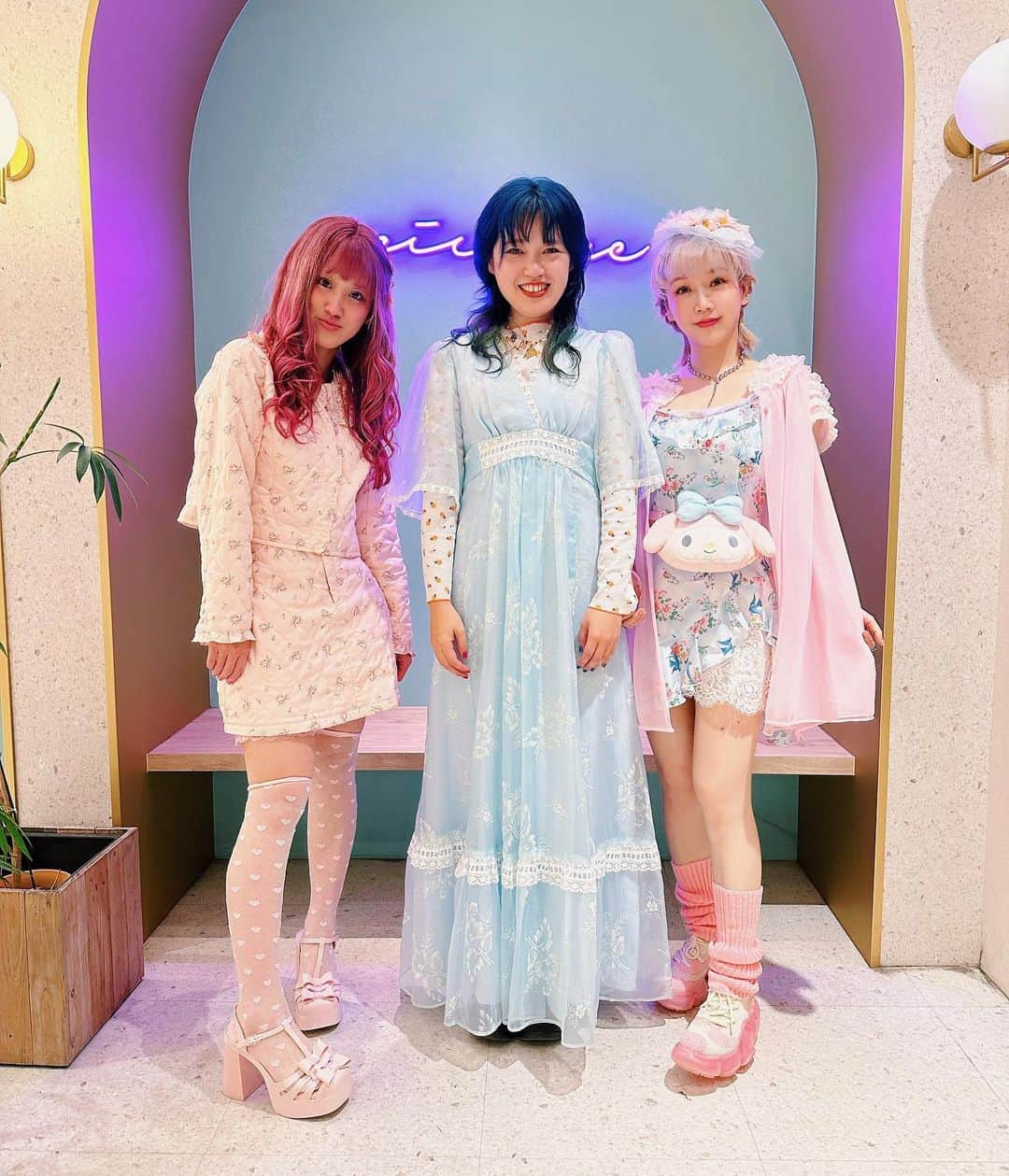 Etsuna otsukAのインスタグラム