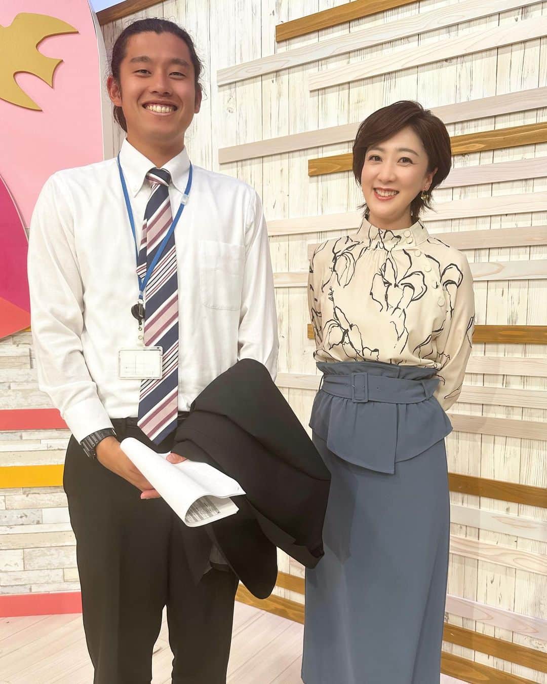のインスタグラム：「大人の社会科見学に来てくれたタスク君。普段は薬院にある焼鶏みやびでアルバイトしているそうです‼︎身長189cmのイケメン君です。みやびに行かなくちゃ。」