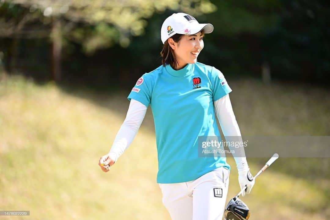 のインスタグラム：「. ヤマハレディースオープン葛城⛳️  2日目はミスをリカバリーできなかった〜💦 でもドライバーが確実に良くなってることを実感できてうれしかった☺️ ちょっとずつでも進めるようにがんばるー🦾  今週はスタジオアリスに出場します。  ありがとうございました🌸」
