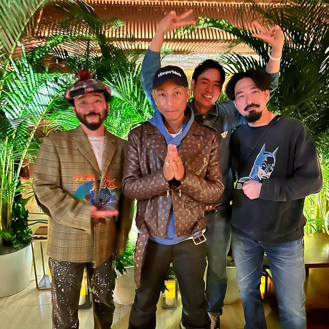 HAROSHIさんのインスタグラム写真 - (HAROSHIInstagram)「Happy 50th Birthday!! @pharrell ❤️❤️❤️」4月6日 7時57分 - haroshi