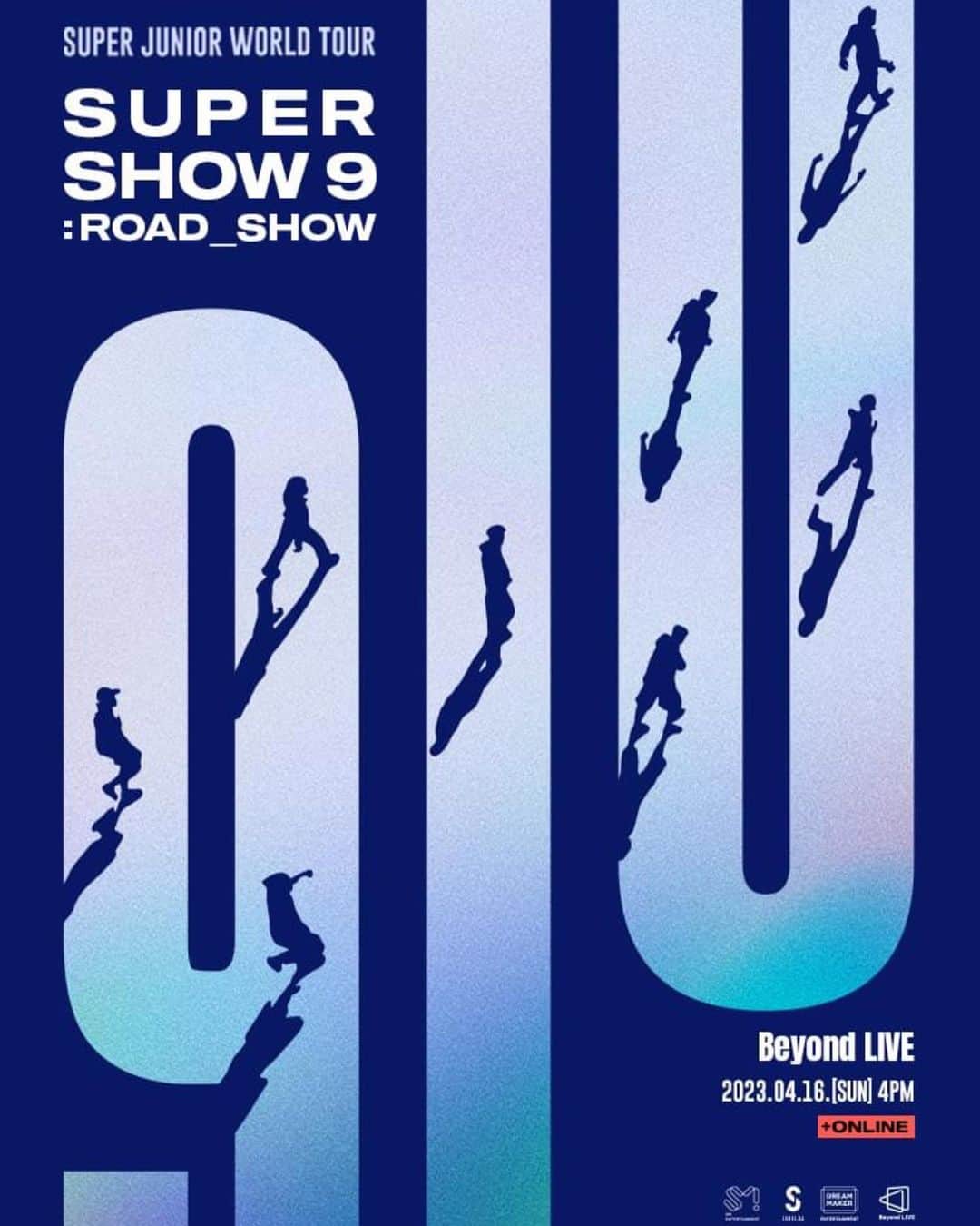 イトゥク のインスタグラム：「#supershow9 #ancore 암표는 절대 구매하지마세요 15-16일 투어의 마지막을 장식할 마지막 앙코르 공연 행복한 시간만들어봐요」