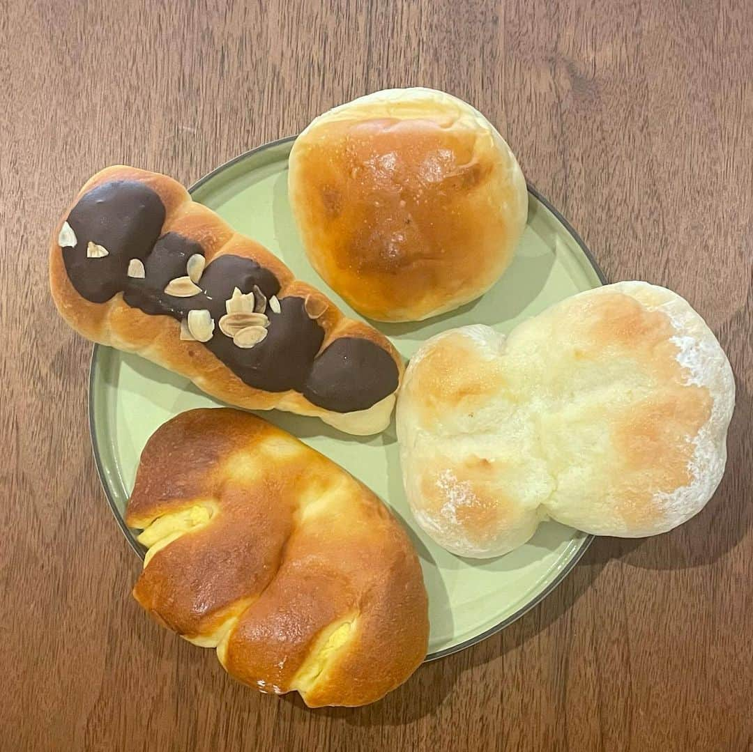 木谷有里さんのインスタグラム写真 - (木谷有里Instagram)「私の推しパン🍞  大好きなハイジのパン♥ 特に好きなのはホテルロールです✨  @haizipan   #飛騨高山　#ハイジ #パン　#高山市　#ハイジのパン #推しパン」4月6日 11時52分 - kitani_yuri