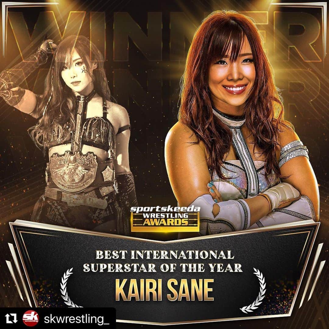 カイリ・セインのインスタグラム：「It's thanks to everyone.💖🏴‍☠️ I'm always so grateful to you guys‼︎🥹  この度、アメリカで行われた #SKWrestlingAwards にてベスト インターナショナル スーパースター オブ ザ イヤー賞を受賞することができました🏆✨ 全体を通して10万票以上の投票が行われたみたいです。とてもhappyです❣️  #Repost @skwrestling_ with @use.repost ・・・ From the seven seas to the squared circle, Kairi Sane's high-flying and swashbuckling performances make her a worthy winner of the 'Best International Superstar of the Year' award at the 2nd Annual #SKWrestlingAwards! . . . #KairiSane #Stardom #StardomWrestling #wwe #wweraw #smackdown #wwesuperstar #wweuniverse #wrestling #wrestler #aew #aewdynamite #allelitewrestling #aewdark #aewdarkelevation」