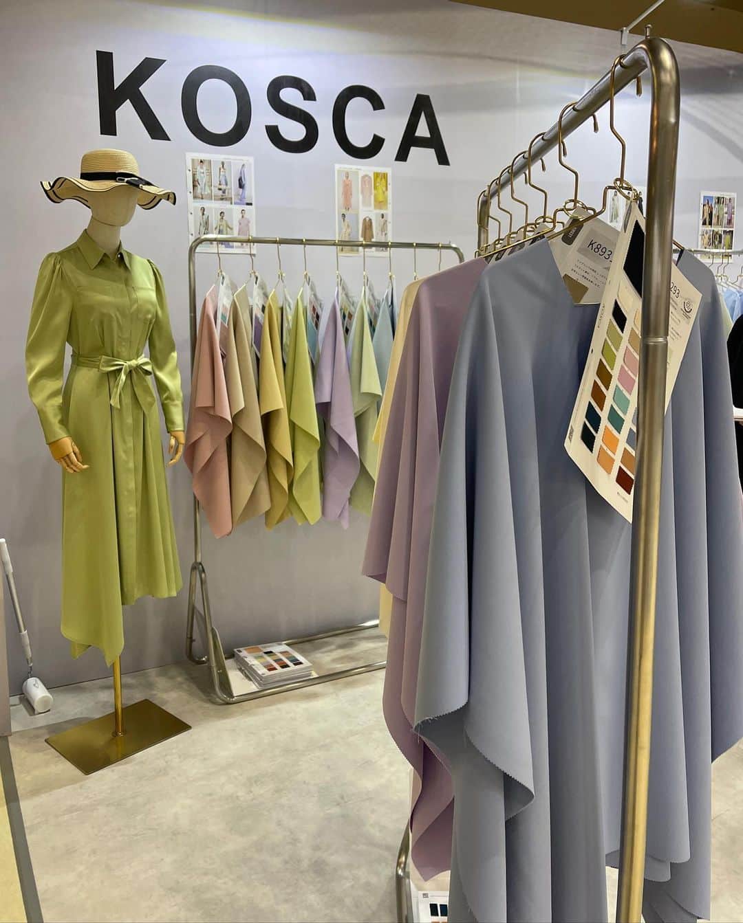 mikaさんのインスタグラム写真 - (mikaInstagram)「♥︎︎∗︎* FaW TOKYO（ファッションワールド東京）【春】 @fashionworld_dg のイベントに 公式アンバサダーとしてお邪魔してきました☺︎  アパレル、シューズ、バッグ、小物など 沢山のファッションアイテムを見てきた！ 実際に商品を作る企業さんのお話を聞けて こだわりに対する熱意を感じたよ✨  #pr #fawtokyo #fawtokyo_spirit #デジタルファッション #サステナブルファッション #フェムケア #メタバース #サステナブルコーデ #サステナブル #ファッションワールド東京 #fashionworldtokyo」4月6日 14時12分 - _mika.___
