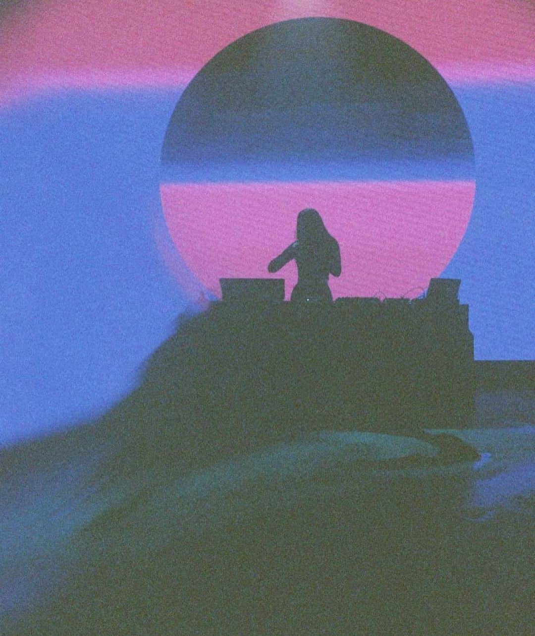 YOSHIROTTENのインスタグラム：「🫐 photo by @eastchinarecords   @sun_nwoi  @deliabeat  @takakahn」